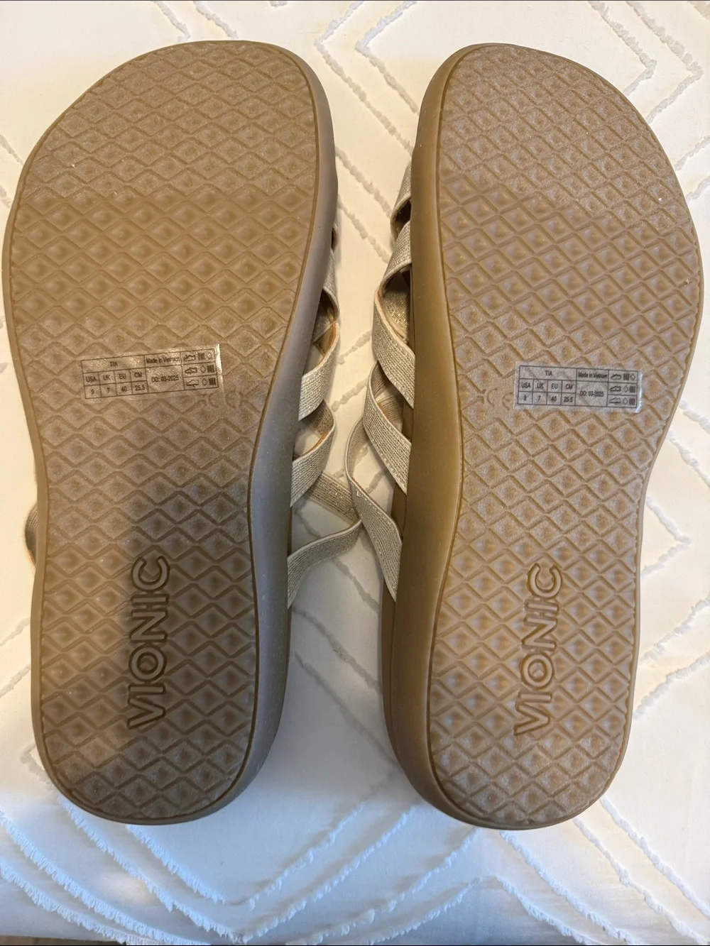 Vionic comfortable slides